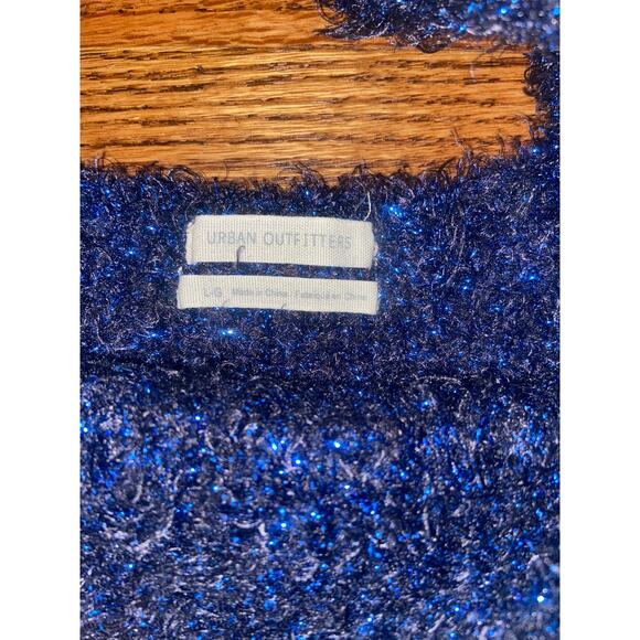 EUC Urban Outfitters sparkly midnight blue cropped sweater tank sz: L - Picture 8 of 8
